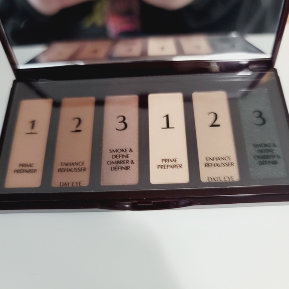CHARLOTTE TILBURY THE SUPER NUDES EASY EYE PALETTE - Picture 9 of 16
